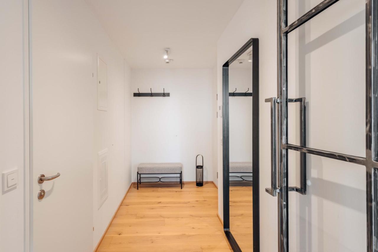 Design Apartment With Amazing View Over Vienna 2 Eksteriør billede